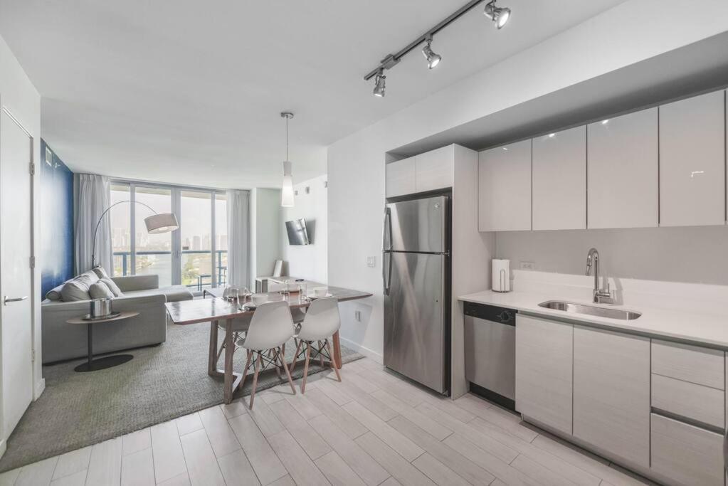 הלנדל ביץ' Awesome 2Br Condo Beachwalk Resort מראה חיצוני תמונה