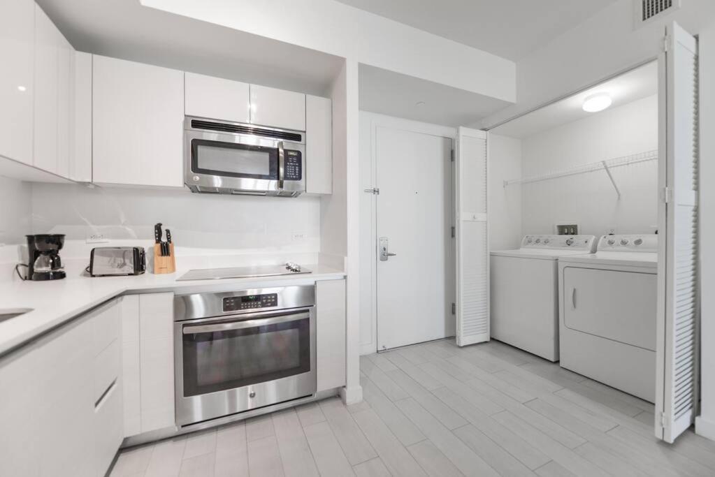 הלנדל ביץ' Awesome 2Br Condo Beachwalk Resort מראה חיצוני תמונה